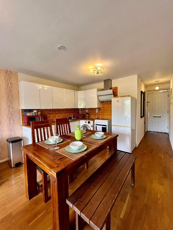 Great 2 Bedrooms Apartment 15 Mins From The Centre Лондон Екстериор снимка