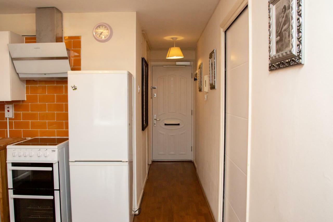 Great 2 Bedrooms Apartment 15 Mins From The Centre Лондон Екстериор снимка